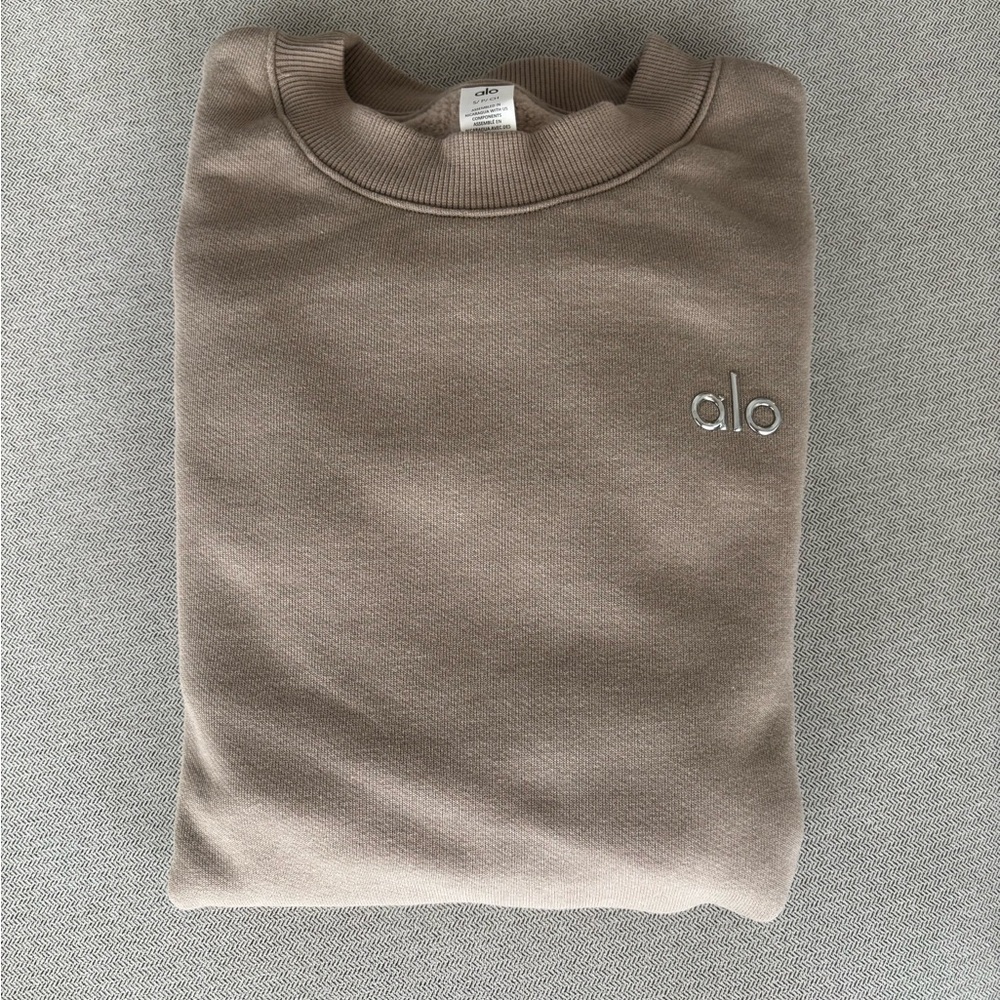 ALO Yoga Accolade Crew Sweatshirt EUC Sz. S